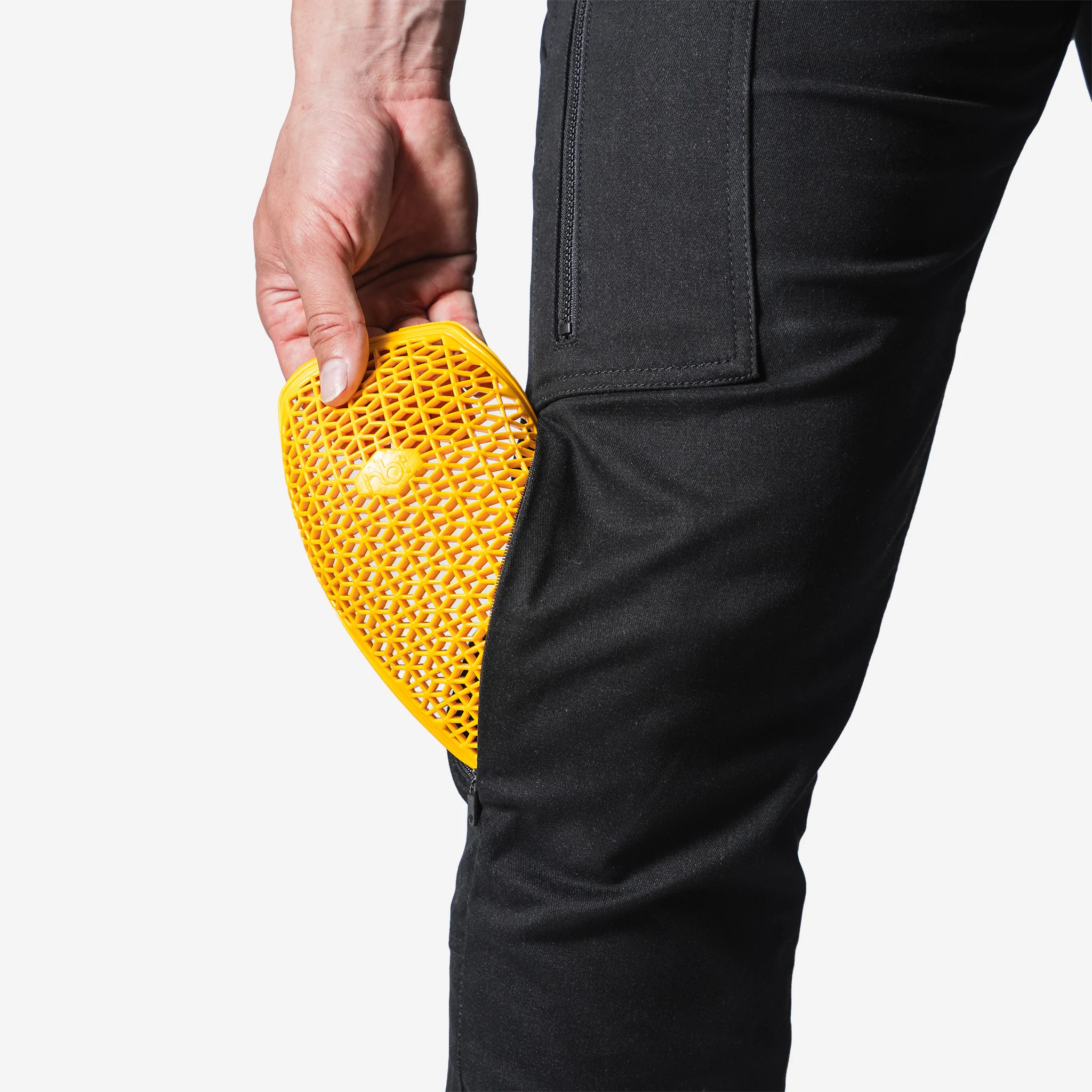 Scout Slim Cargo Pant - Image 4