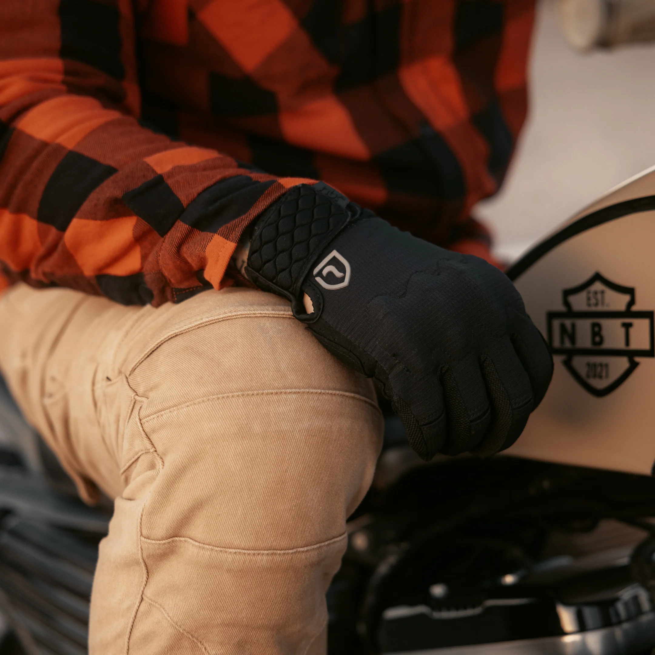 Stealth Series Moto Gloves - Image 18