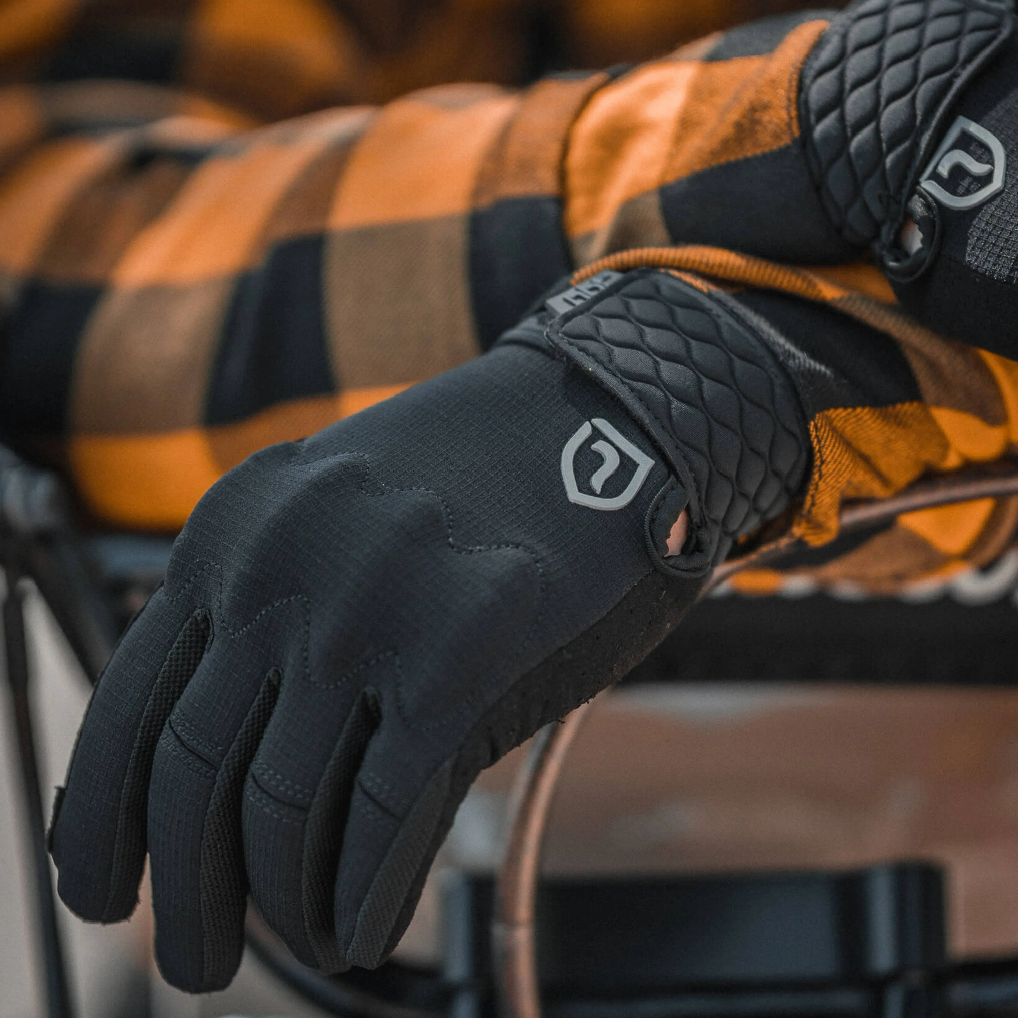 Stealth Series Moto Gloves - Image 7